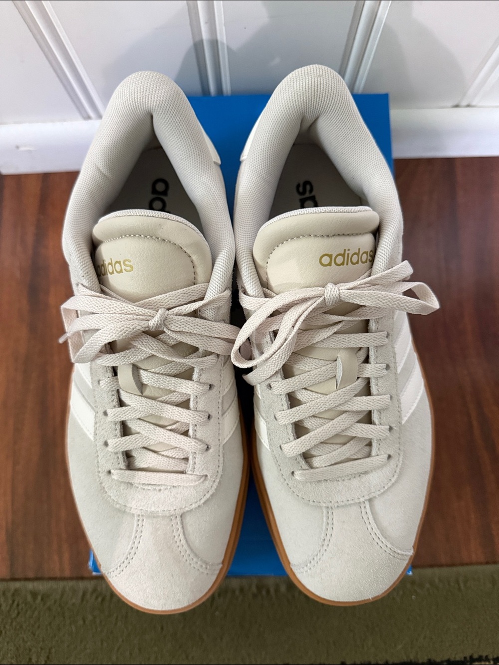 Like New Women’s adidas VL Court Bold Women's Shoes Light Beige Sz 8 - Picture 5 of 9